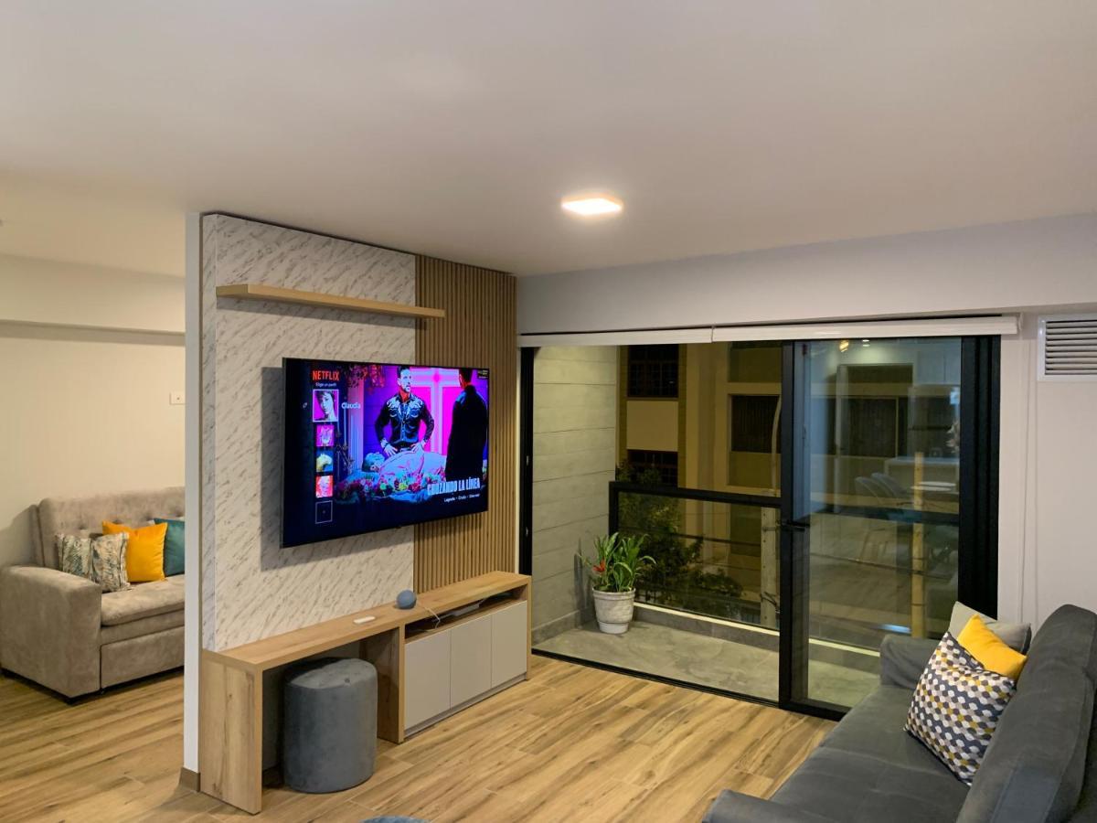 Apartamento En Miraflores Con Ac Lima Exterior photo